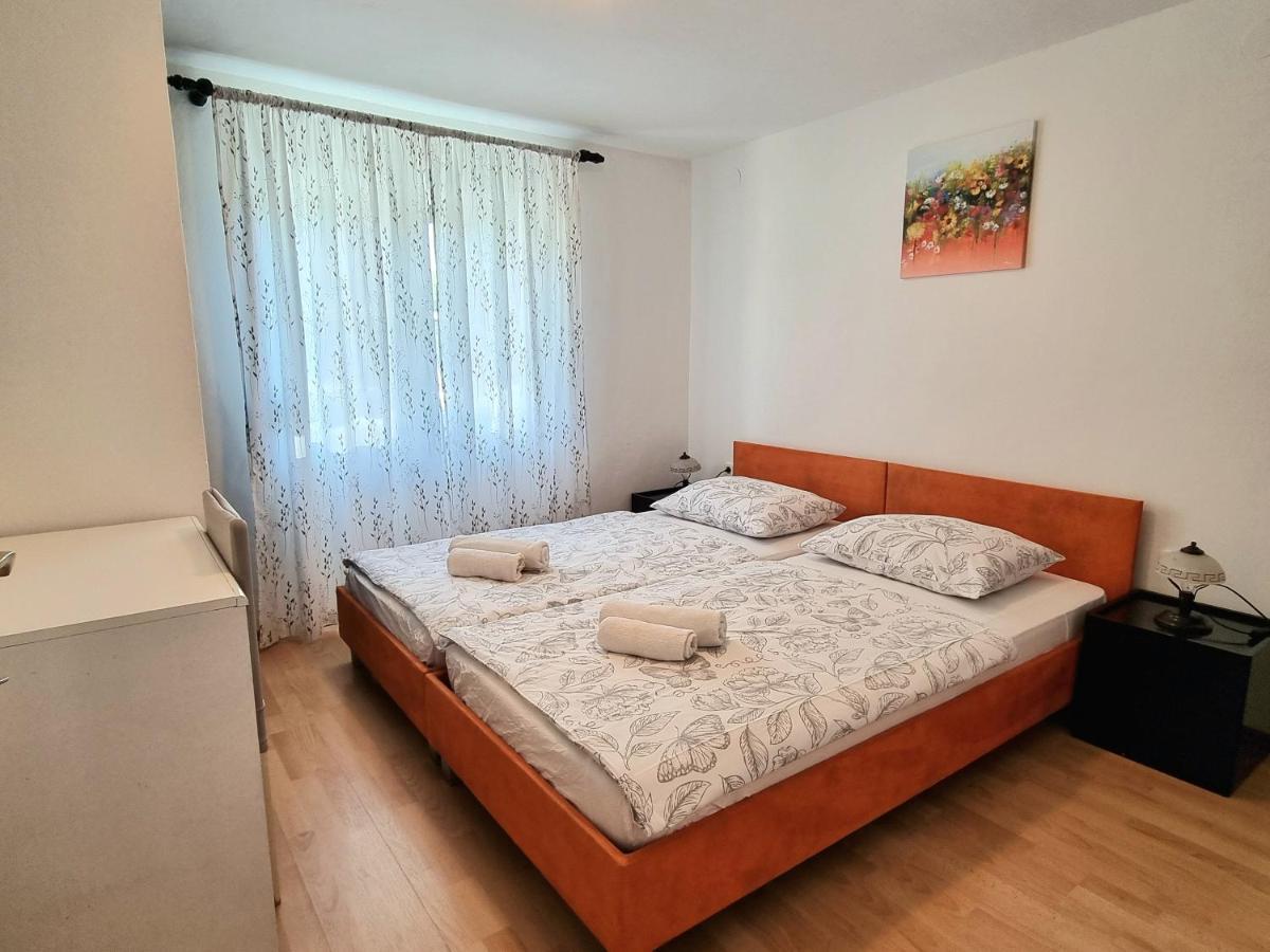 Apartment Deni Skrbčići エクステリア 写真